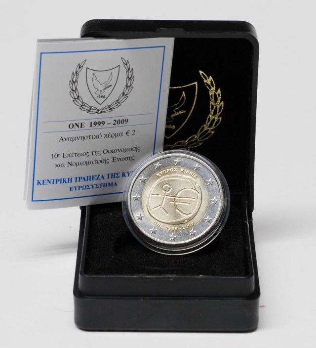 2 Euro BU im Etui